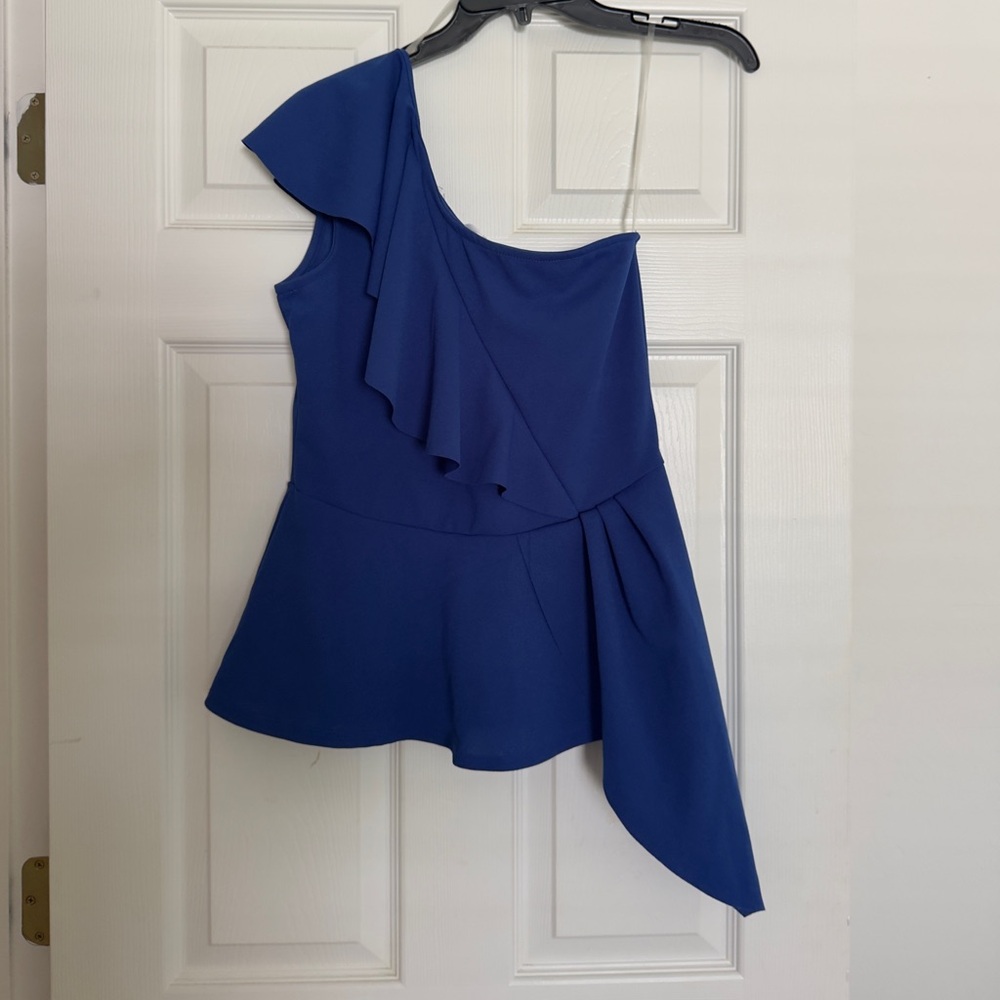 NWT Elegant Blue One-Shoulder Asymmetrical Top Size L